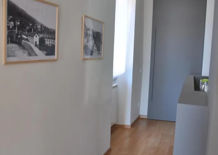 Semesterbostad Luisa Lesa